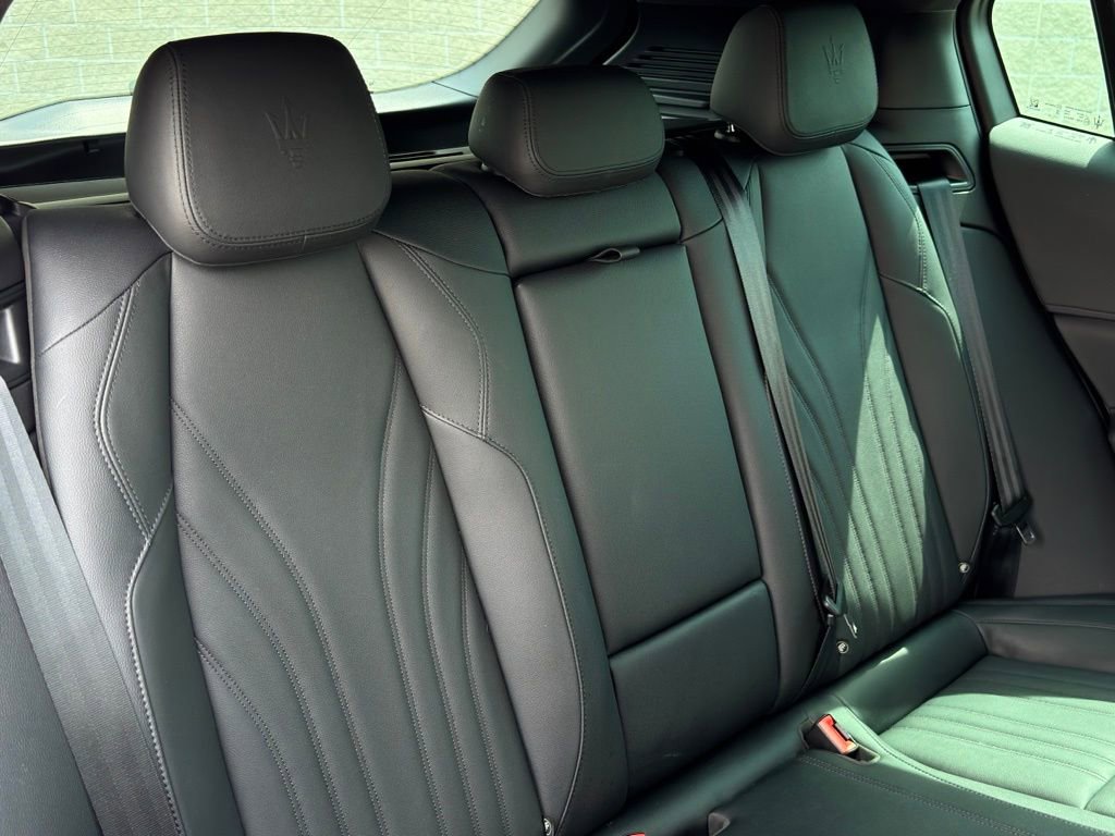 Used 2024 Maserati Grecale GT image 25