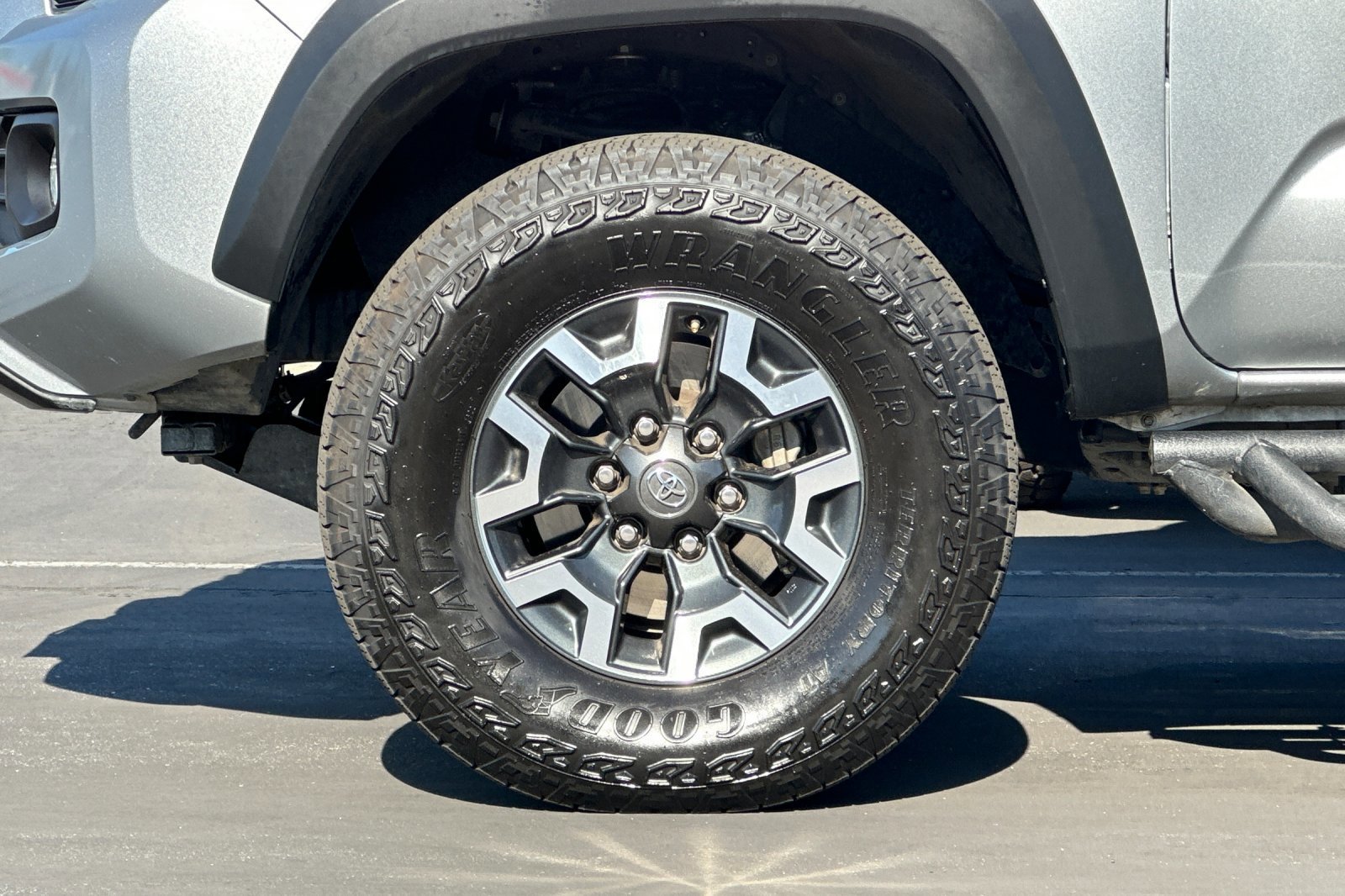 Certified 2023 Toyota Tacoma TRD Off-Road w/ Technology Package AWD/4WD image 25