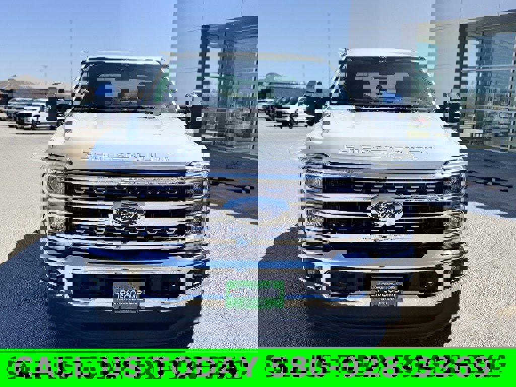 New 2025 Ford F250 Lariat w/ Chrome Package image 5