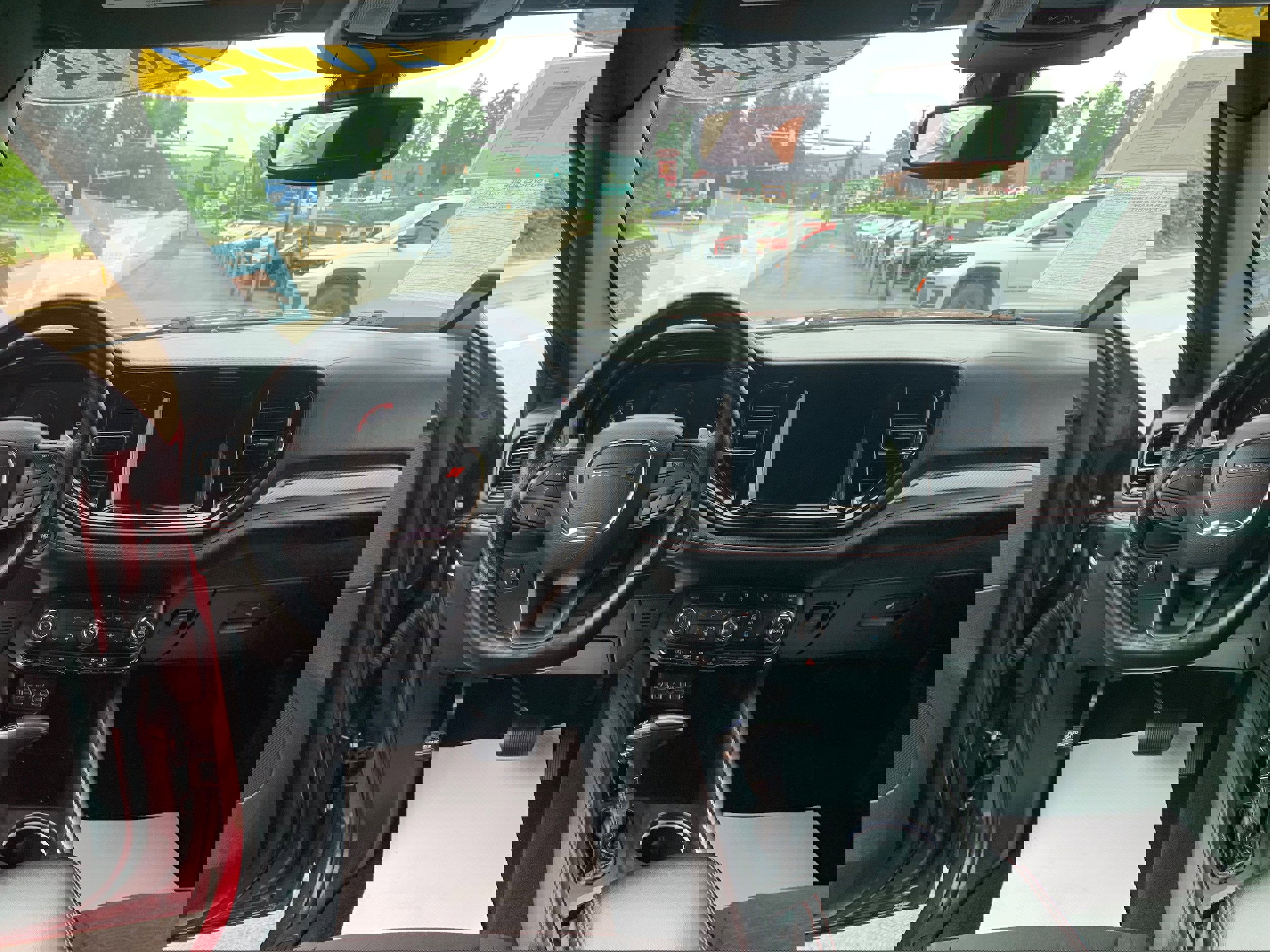 Certified 2024 Dodge Durango GT image 27