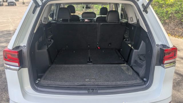 Used 2023 Volkswagen Atlas SE w/ Panoramic Sunroof Package image 14