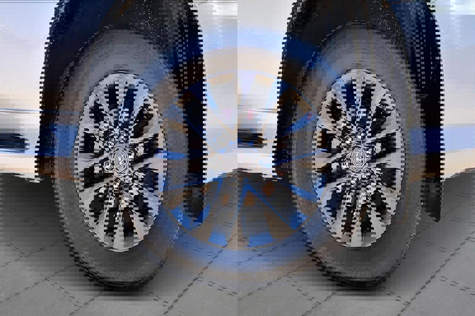 Used 2020 Lexus GX 460 Premium w/ Premium Package image 11