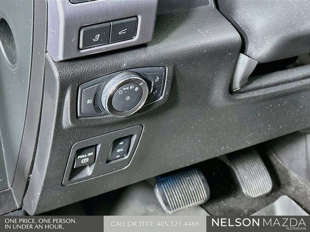 Used 2018 Ford Expedition Max Platinum RWD image 11
