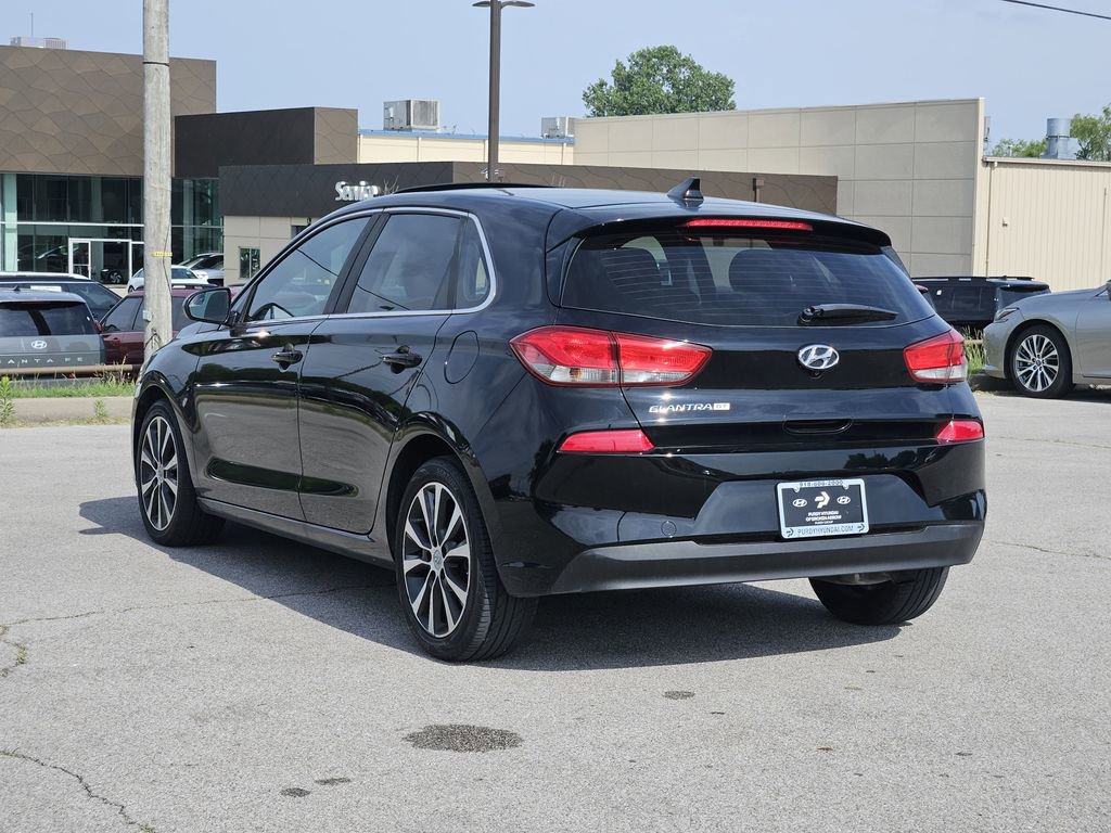 Used 2018 Hyundai Elantra GT FWD image 3