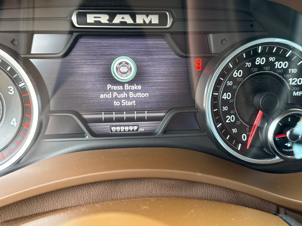 Used 2022 RAM 3500 Laramie AWD/4WD image 11