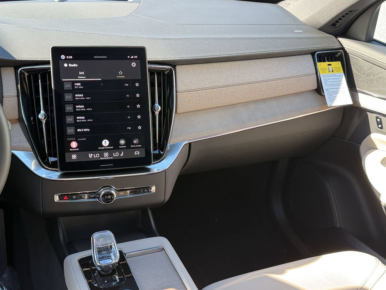 New 2027 Volvo XC60 B5 Core AWD/4WD image 28