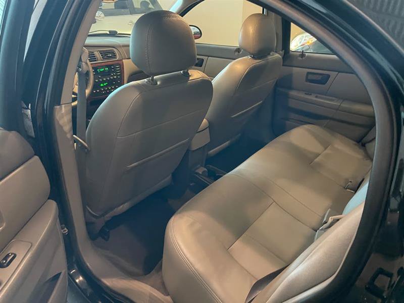 Used 2005 Mercury Sable LS FWD image 38