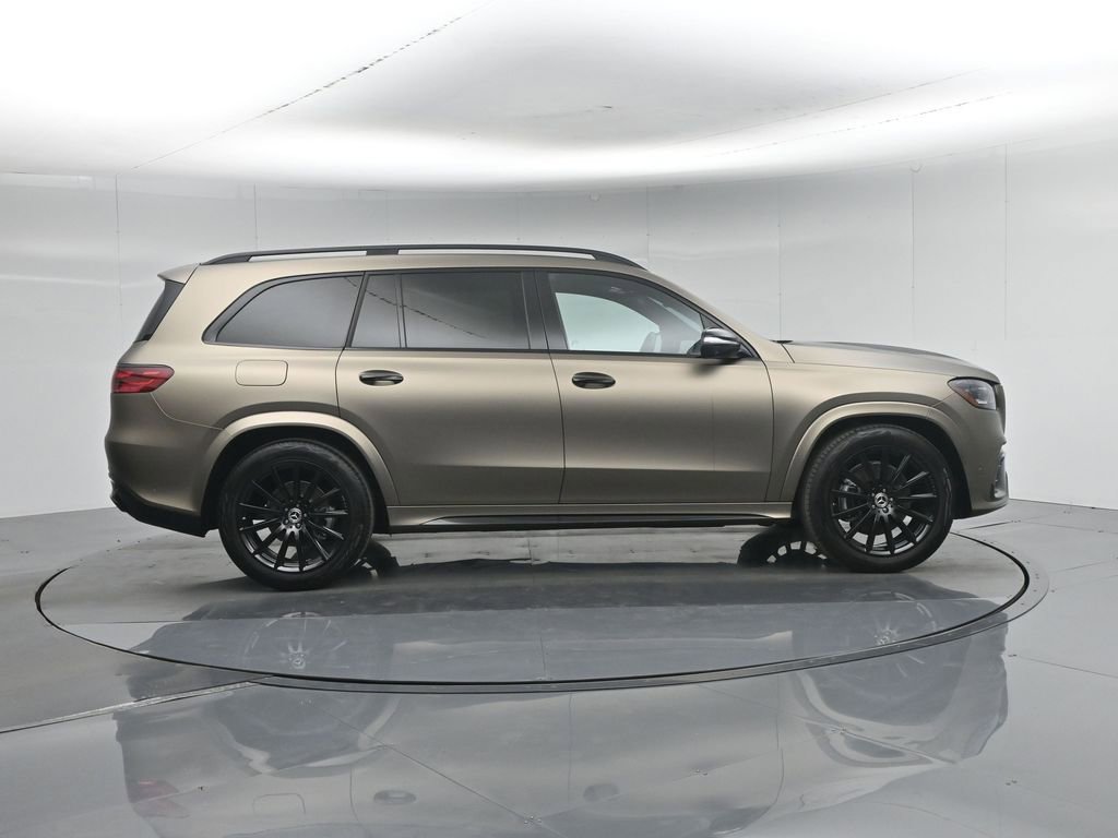 Used 2025 Mercedes-Benz GLS 450 4MATIC image 27