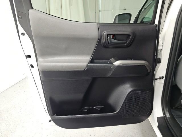 Used 2020 Toyota Tacoma SR5 w/ Blackout Package image 26