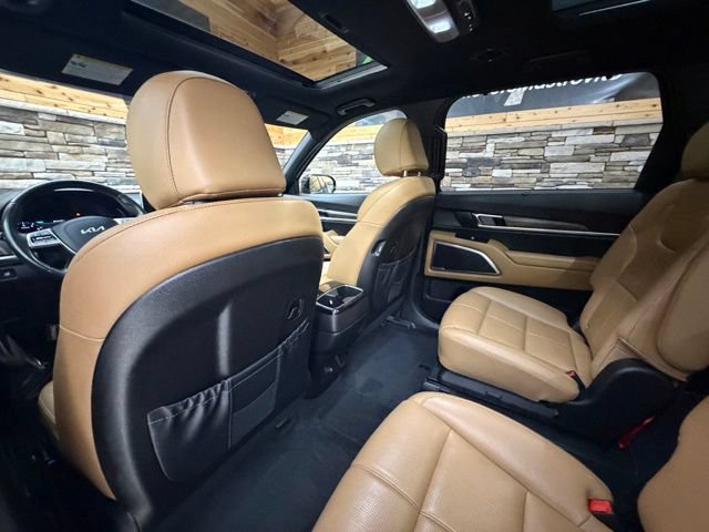 Used 2022 Kia Telluride SX w/ Nightfall Edition Package AWD/4WD image 34