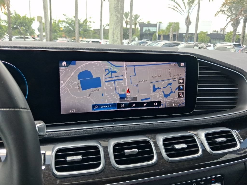 Used 2020 Mercedes-Benz GLS 450 4MATIC image 21