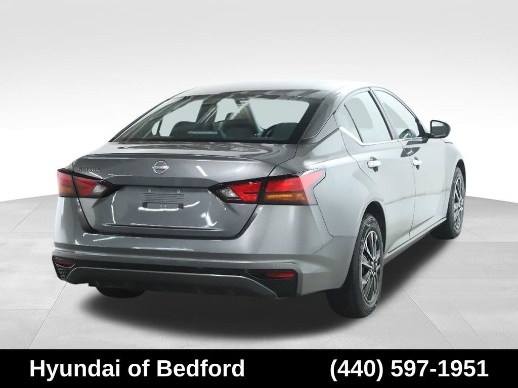 Used 2024 Nissan Altima 2.5 S FWD image 46