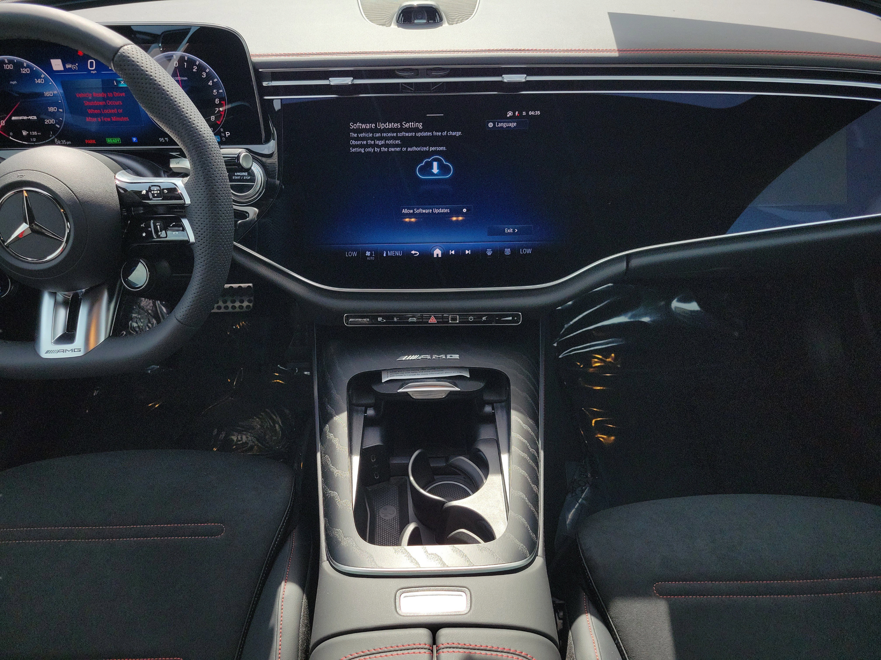New 2026 Mercedes-Benz E 53 AMG e 4MATIC Sedan image 14