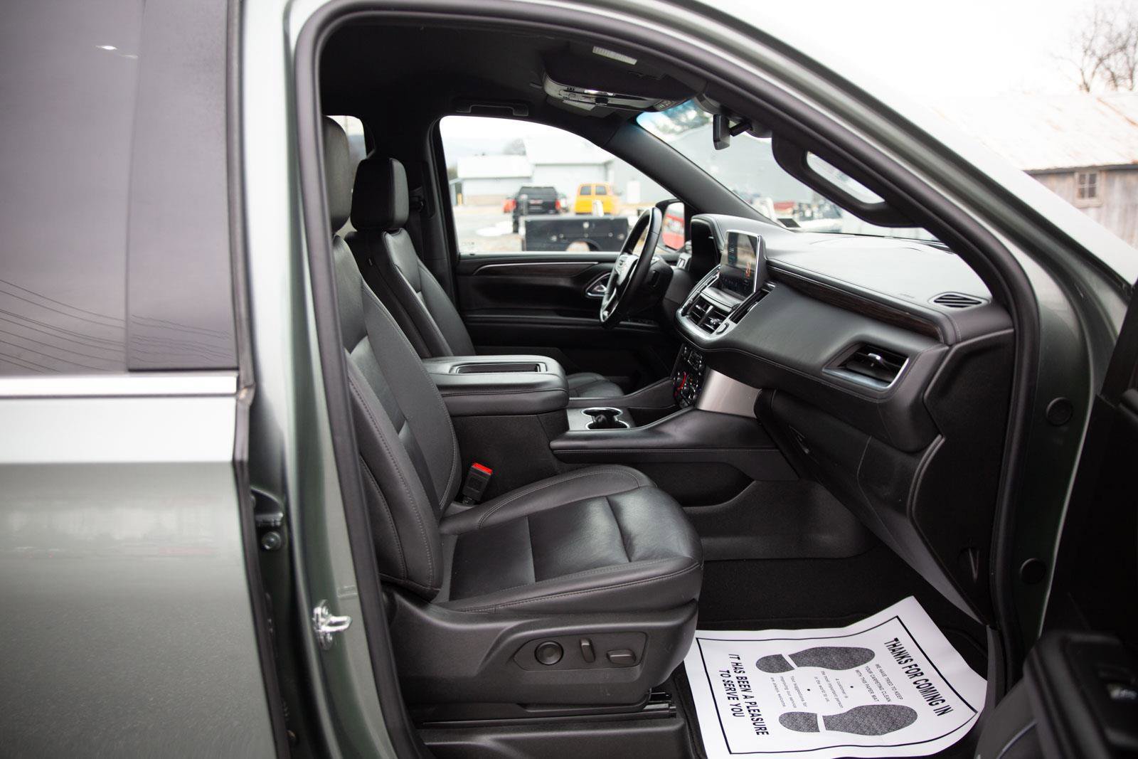 Used 2024 Chevrolet Tahoe LT image 17