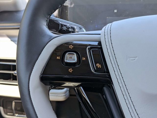 New 2026 Lincoln Aviator 2WD image 25