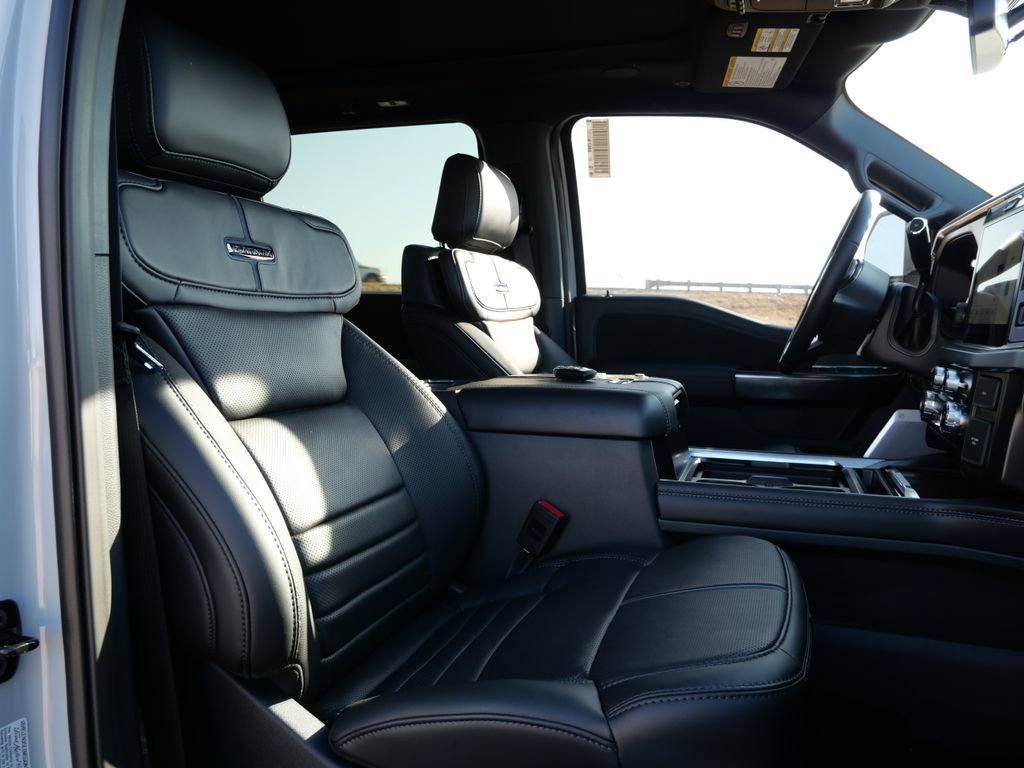 New 2026 Ford F350 Platinum w/ FX4 Off-Road Package image 20