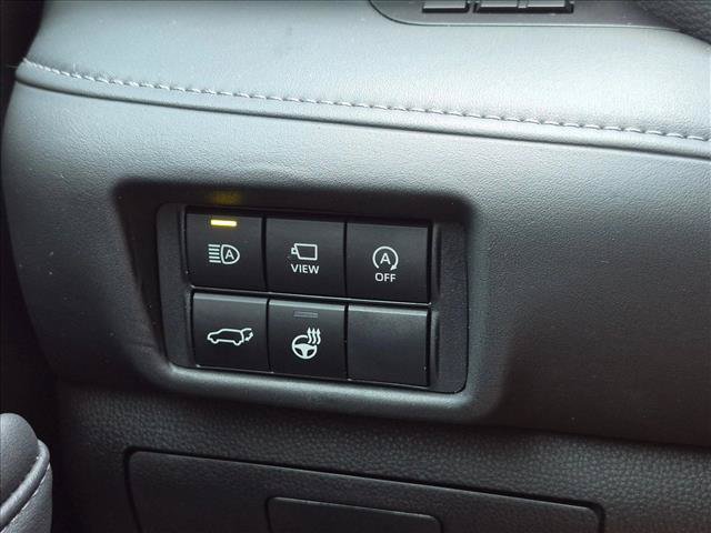 Certified 2025 Toyota Highlander Limited AWD/4WD image 11