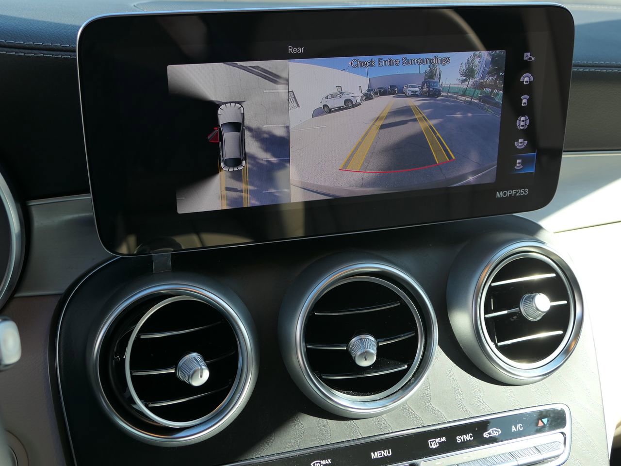 Used 2022 Mercedes-Benz GLC 300 4MATIC Coupe image 26