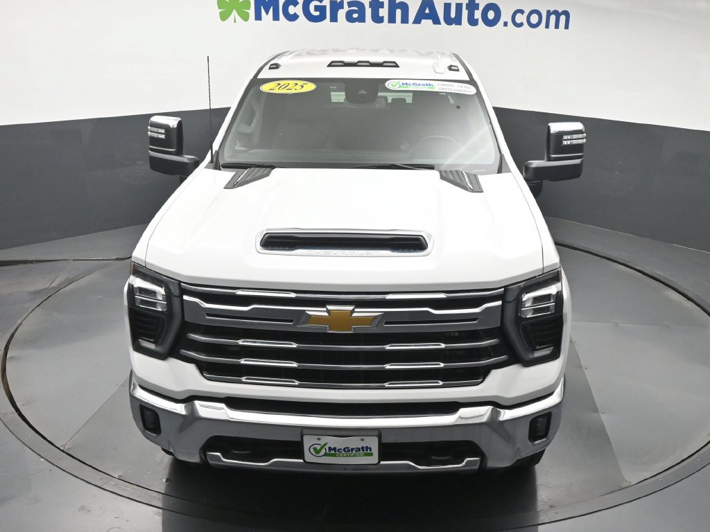 Used 2025 Chevrolet Silverado 2500 LTZ AWD/4WD image 27