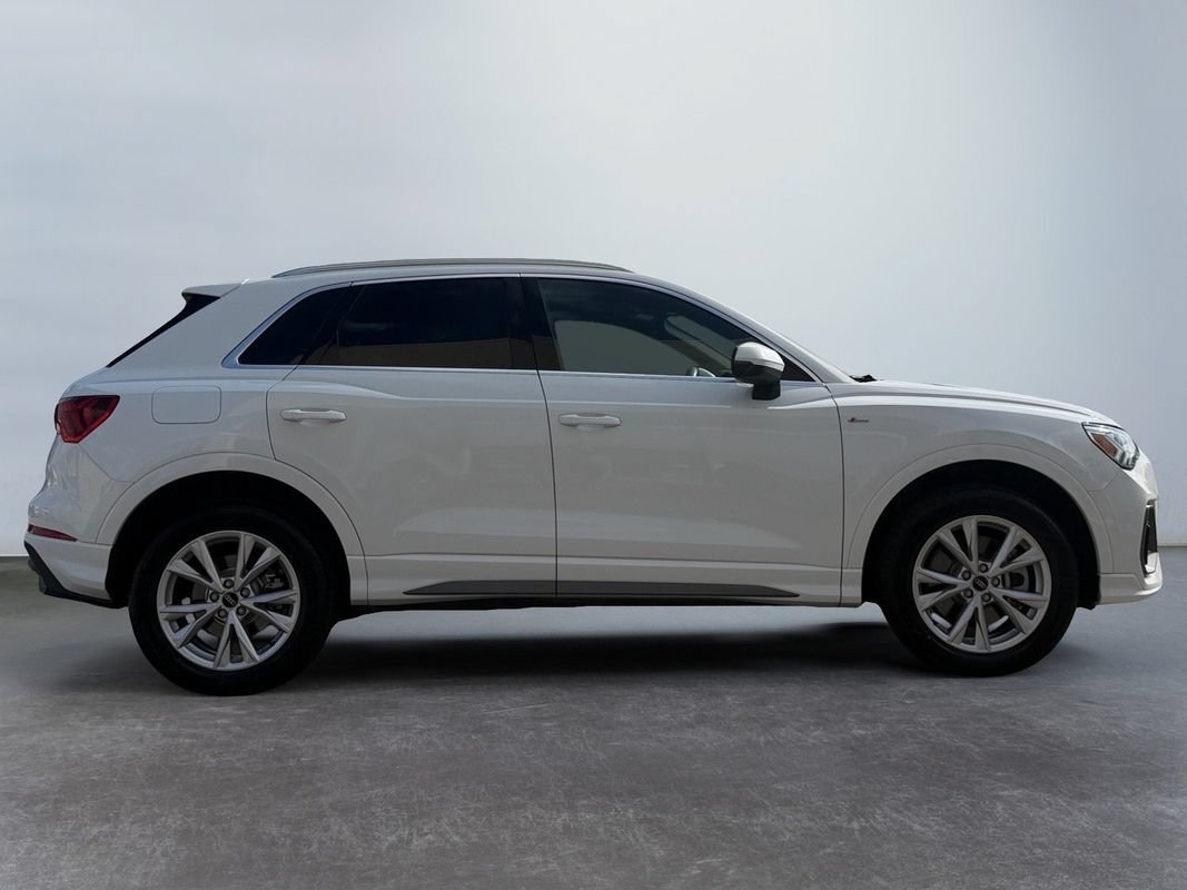 Used 2025 Audi Q3 2.0T Premium AWD/4WD image 4