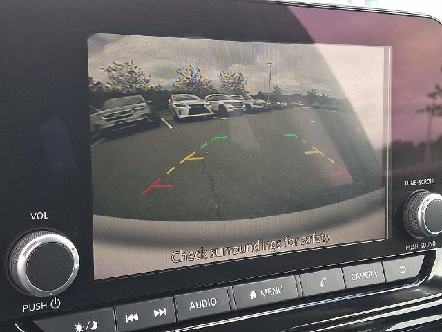 Used 2024 Nissan Pathfinder SV AWD/4WD image 18