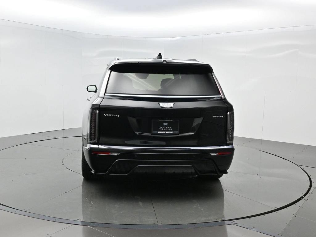 Certified 2026 Cadillac Vistiq Platinum w/ LPO, Floor Liner Package AWD/4WD image 5
