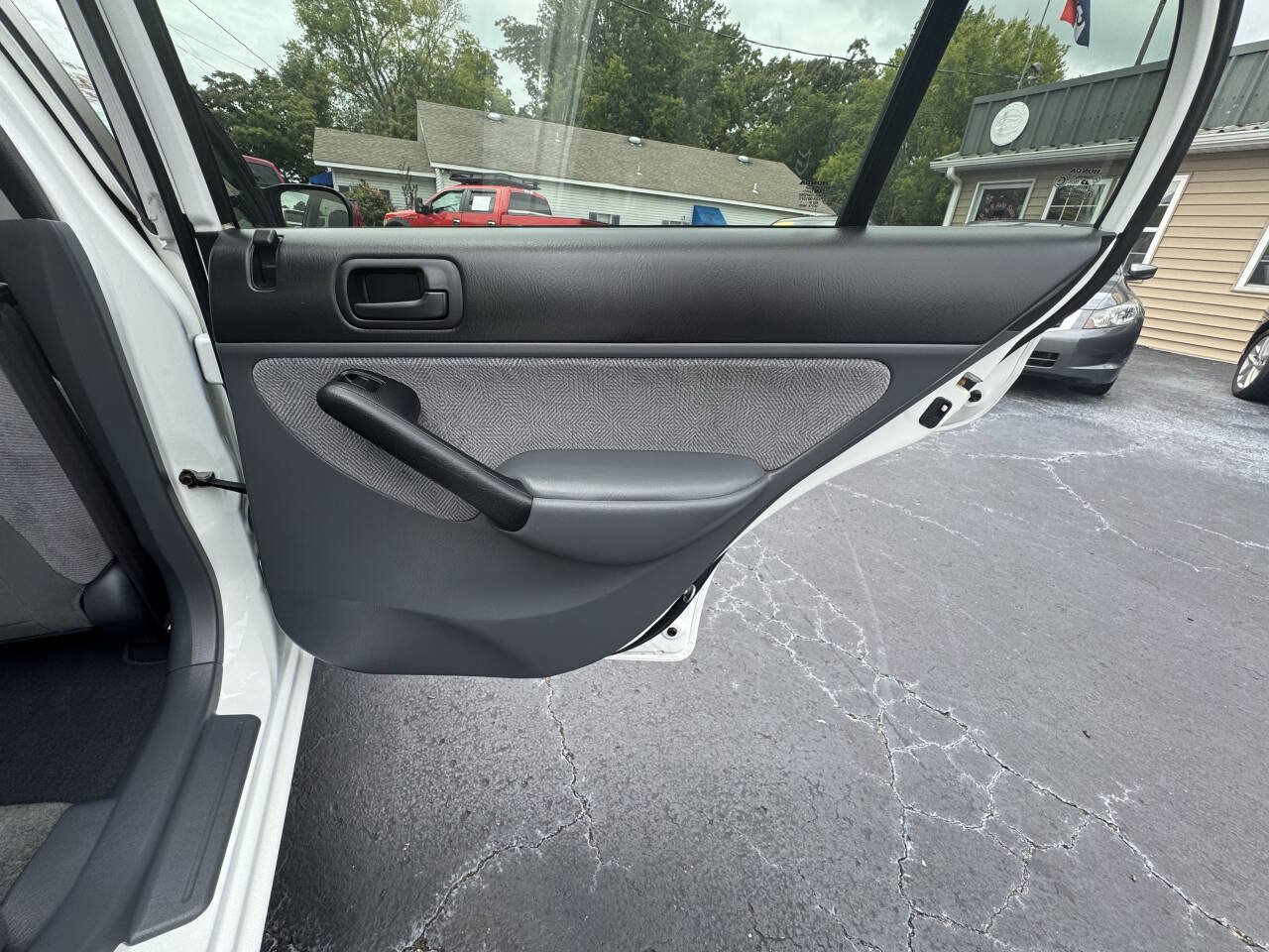 Used 2001 Honda Civic LX image 33