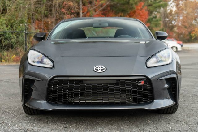 Used 2024 Toyota GR86 Premium image 7