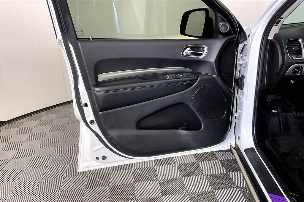 Used 2017 Dodge Durango SXT w/ 3rd Row Seating Group image 24
