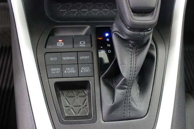 Used 2023 Toyota RAV4 XLE w/ Convenience Package image 27