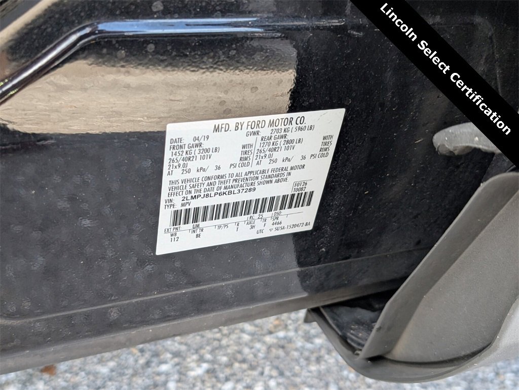 Certified 2019 Lincoln Nautilus Reserve image 19