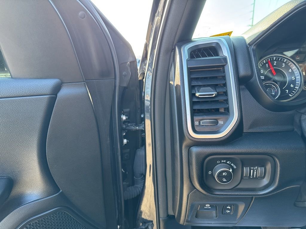 Used 2019 RAM 1500 Big Horn image 12