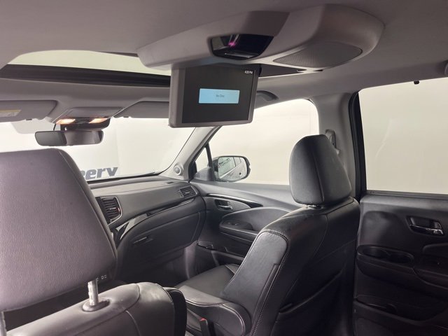 Used 2019 Honda Pilot Touring image 29