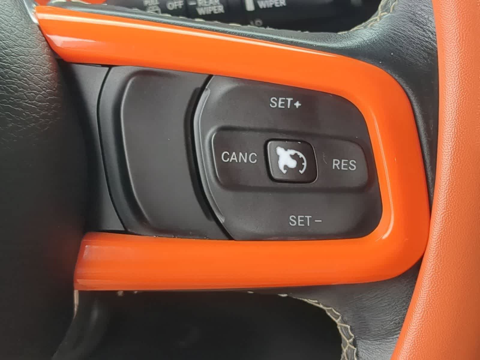 Used 2019 Jeep Wrangler Unlimited Sahara w/ Cold Weather Group AWD/4WD image 24