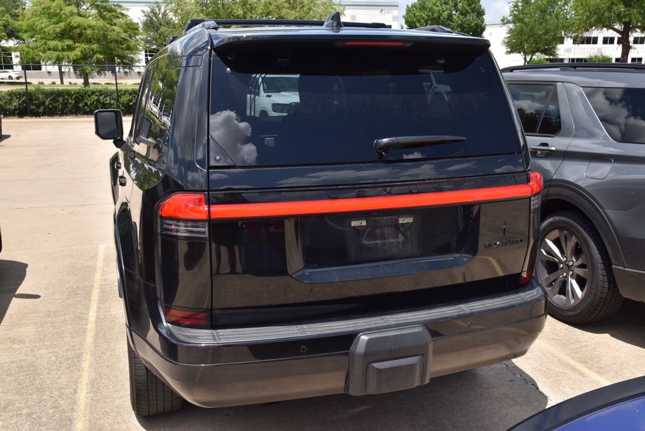 Used 2025 Lexus GX 550 w/ Accessory Package (2T) AWD/4WD image 6