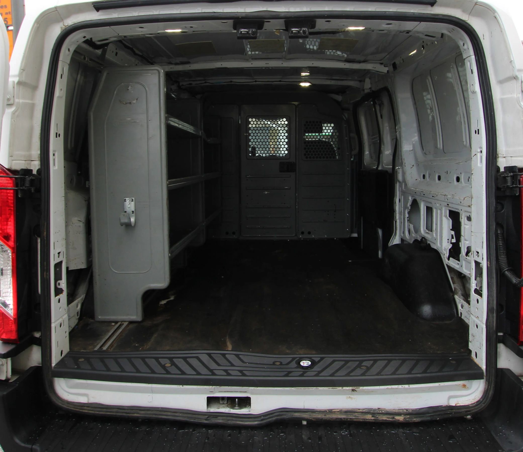 Used 2015 Ford Transit 150 130 Low Roof w/ Exterior Upgrade Package RWD image 12