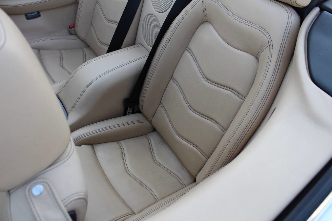 Used 2015 Maserati GranTurismo Convertible image 16