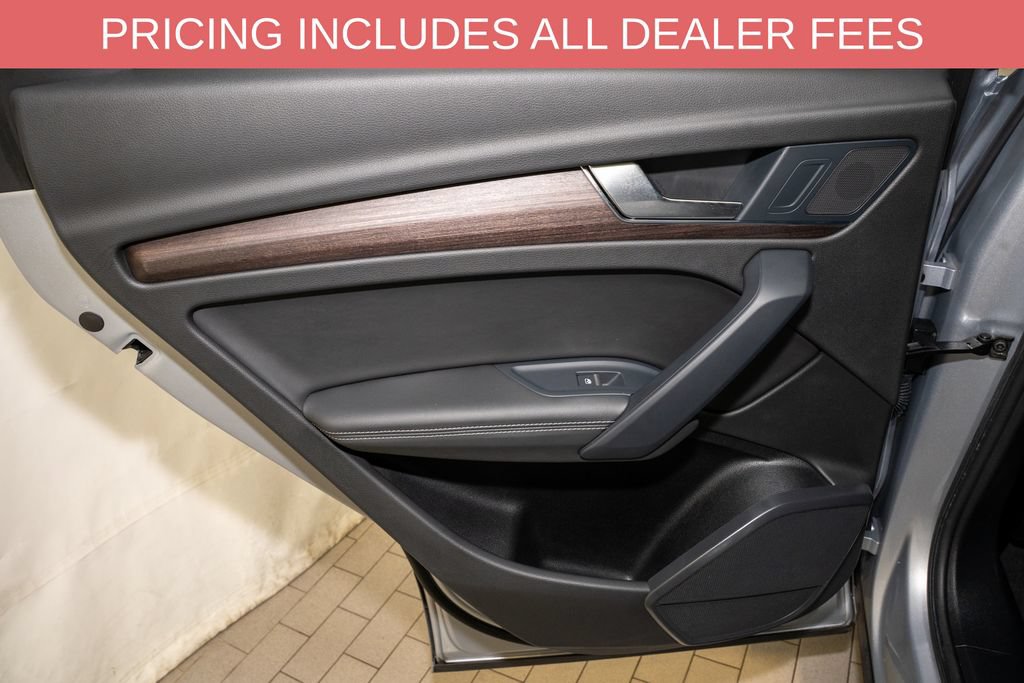 Used 2021 Audi Q5 2.0T Premium Plus w/ Premium Plus Package AWD/4WD image 11