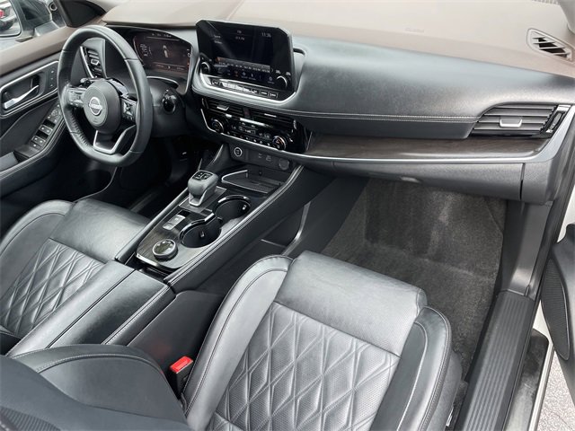 Used 2023 Nissan Rogue Platinum w/ Platinum Premium Package image 11