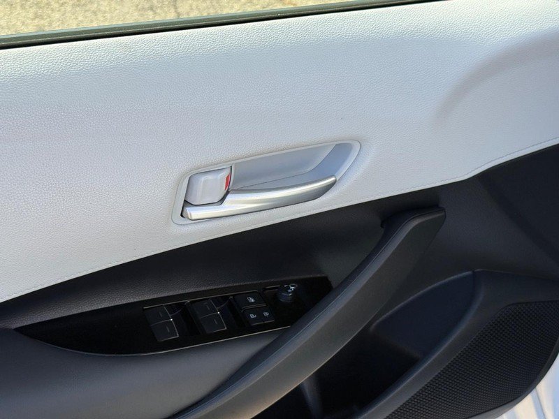 Used 2023 Toyota Corolla SE w/ SE Premium Package FWD image 17