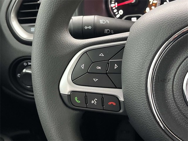 Used 2023 Jeep Renegade Latitude image 20