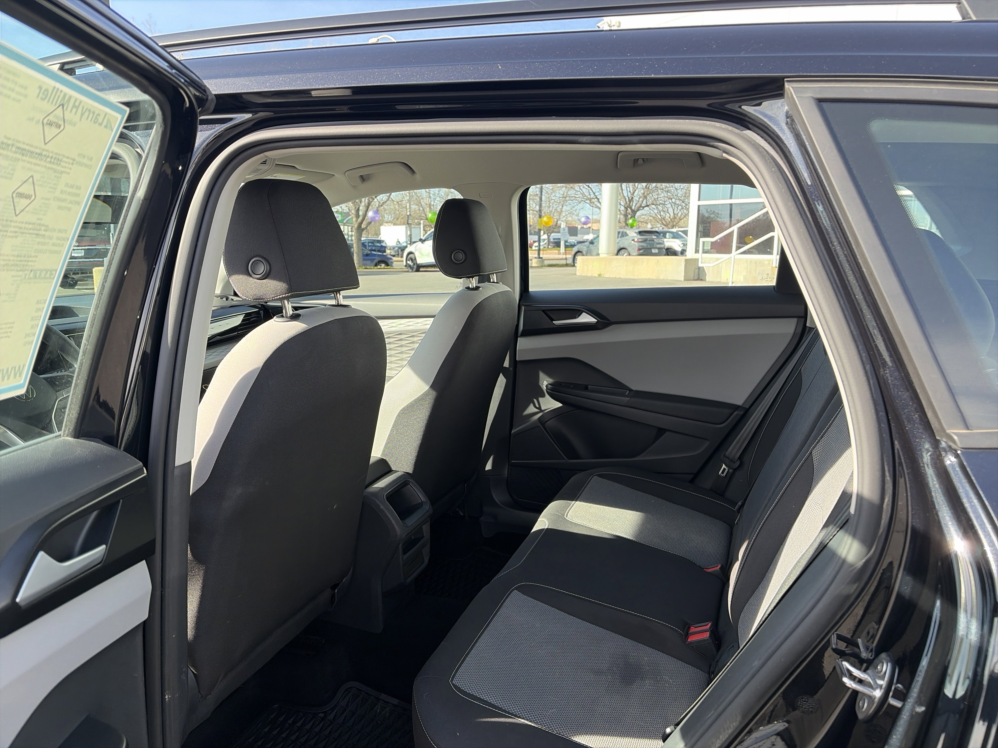 Certified 2022 Volkswagen Taos S image 19