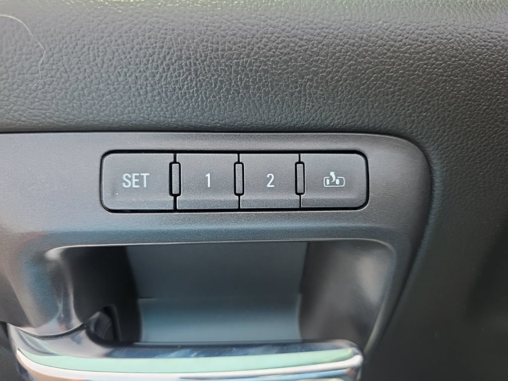 Used 2019 Chevrolet Silverado 2500 LTZ w/ Duramax Plus Package AWD/4WD image 39
