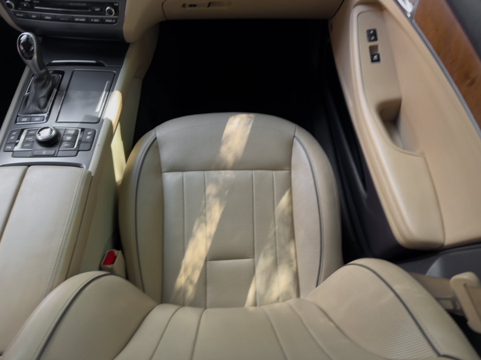 Used 2017 Genesis G80 5.0 Ultimate RWD image 59