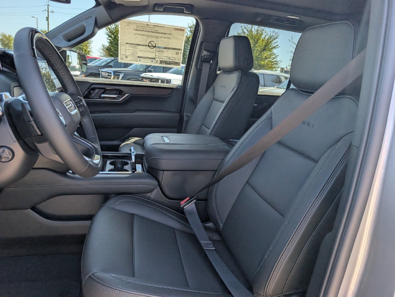 New 2027 GMC Yukon Denali w/ Sun & Power Step Package AWD/4WD image 18