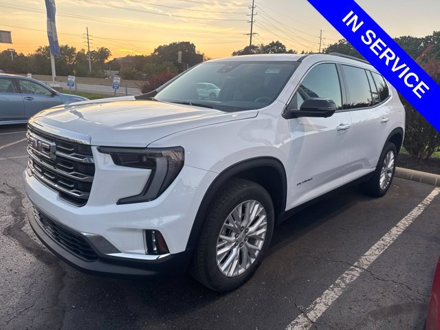 Used 2024 GMC Acadia Elevation FWD image 3