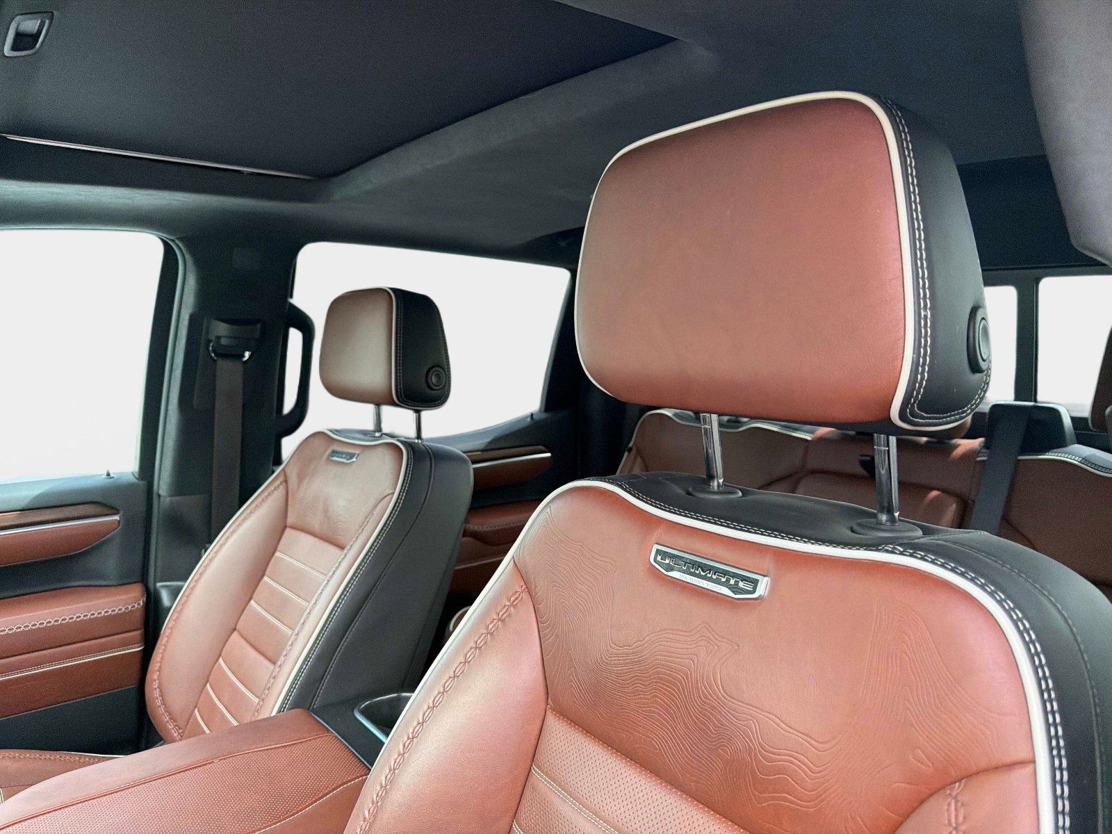 Used 2025 GMC Sierra 1500 Denali Ultimate image 40