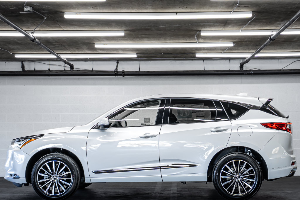 New 2026 Acura RDX w/ Advance Package AWD/4WD image 2
