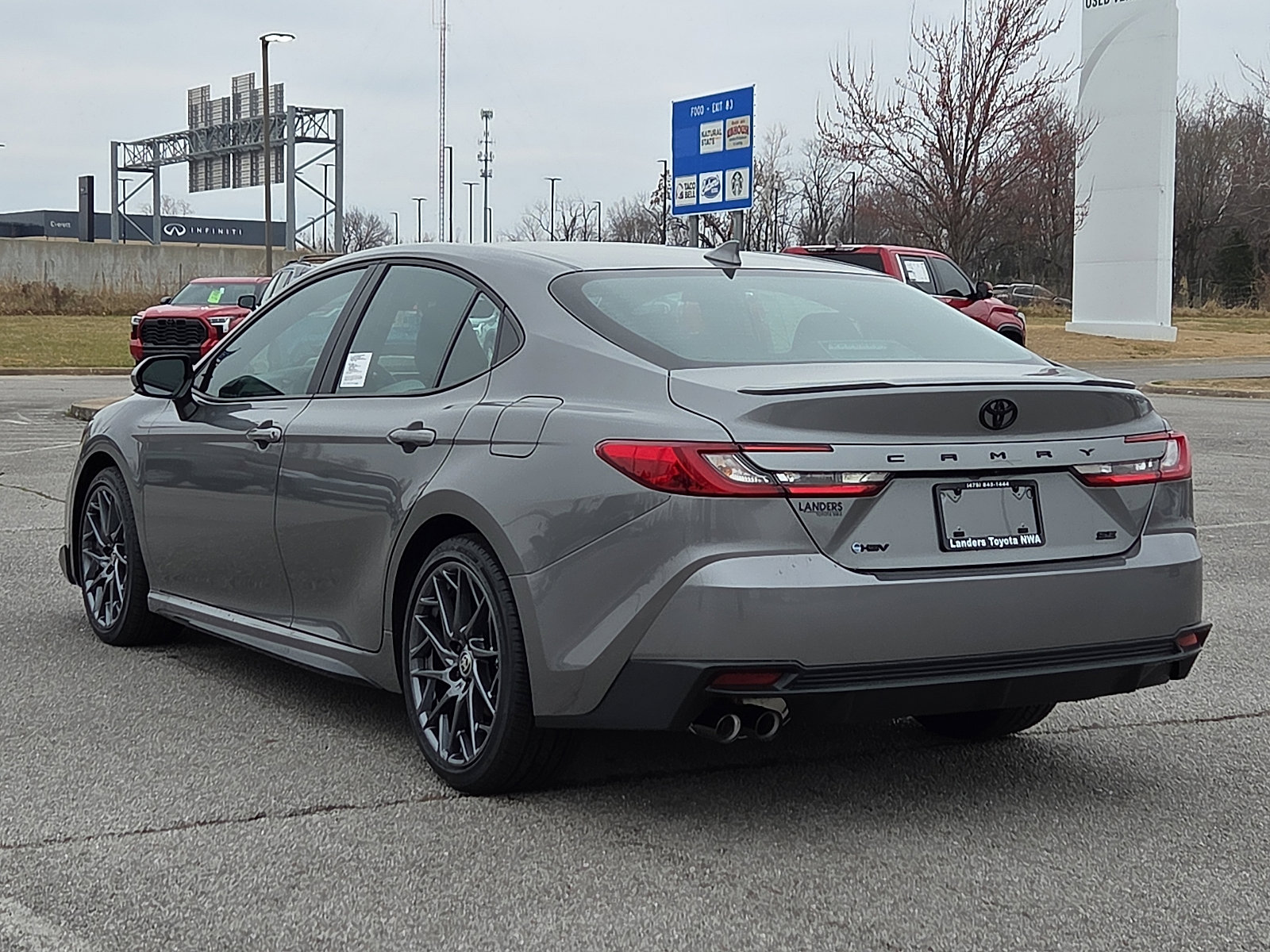 New 2026 Toyota Camry SE image 3