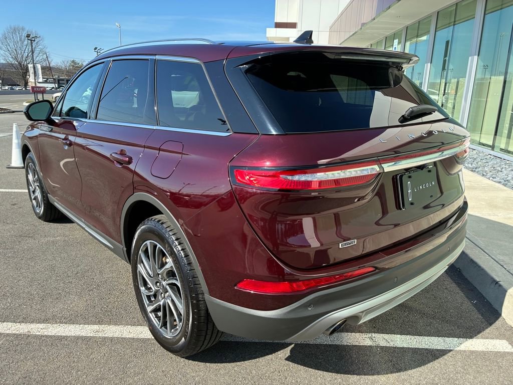 Certified 2021 Lincoln Corsair AWD w/ Equipment Group 101A image 3